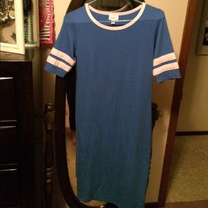 LuLaRoe Julia small